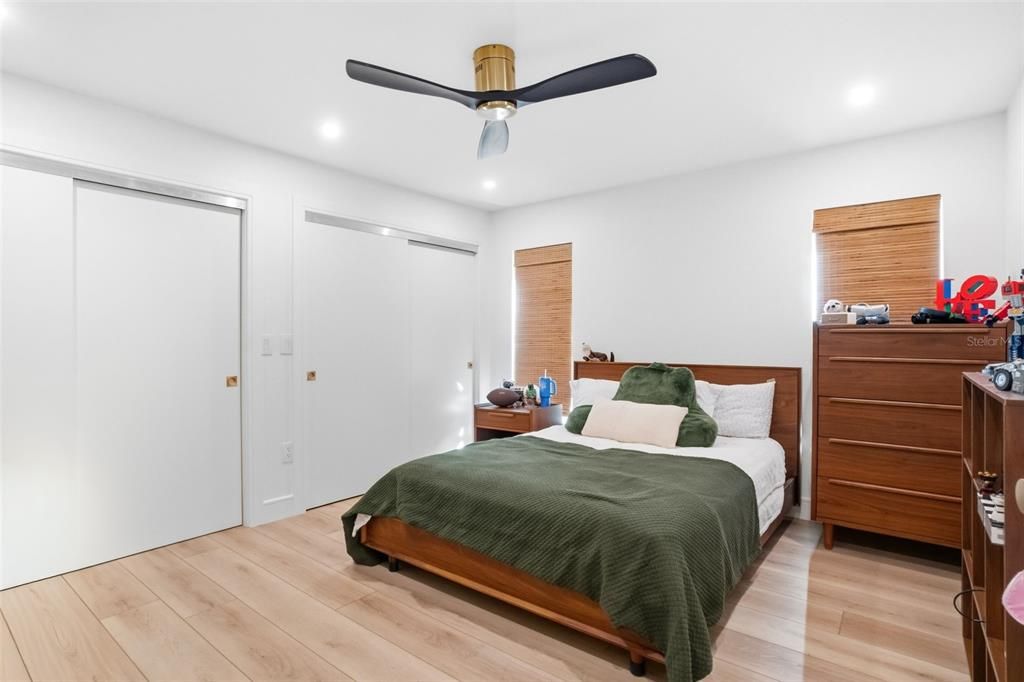 На продажу: $1,649,000 (3 спален, 3 ванн, 2708 Квадратных фут)