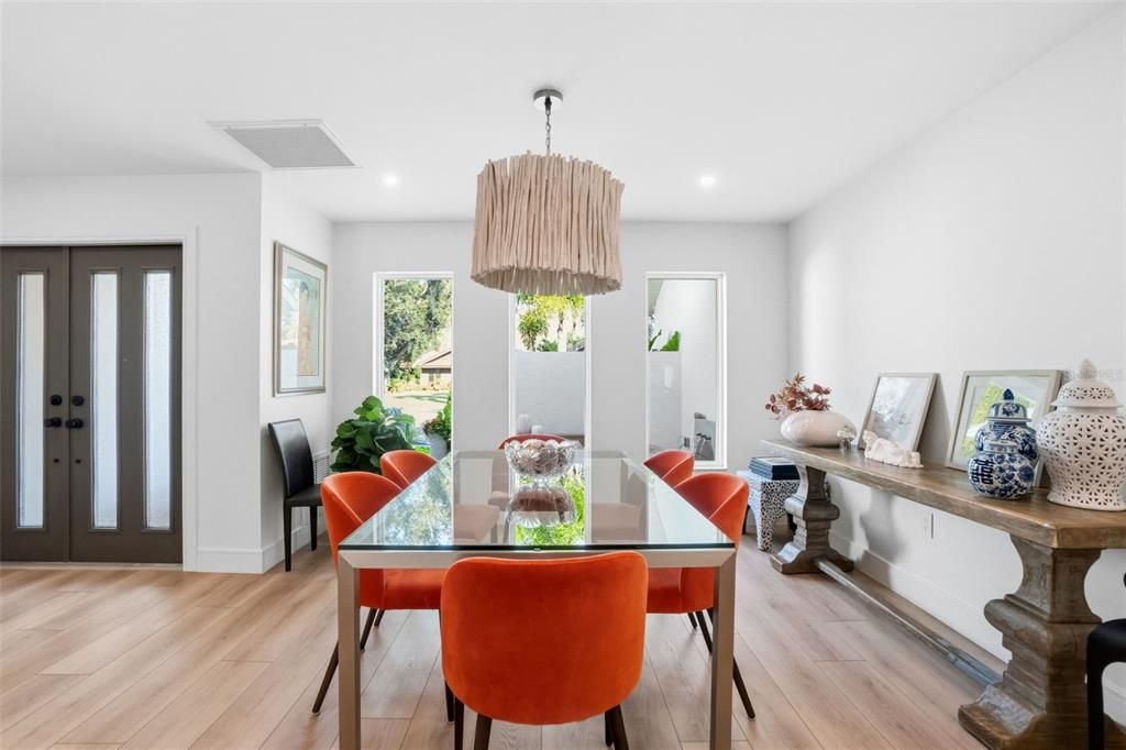 На продажу: $1,649,000 (3 спален, 3 ванн, 2708 Квадратных фут)