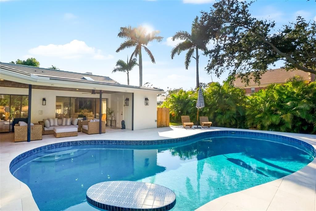 На продажу: $1,649,000 (3 спален, 3 ванн, 2708 Квадратных фут)