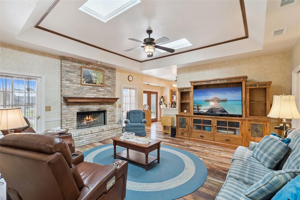 For Sale: $1,490,000 (4 beds, 3 baths, 2468 Square Feet)