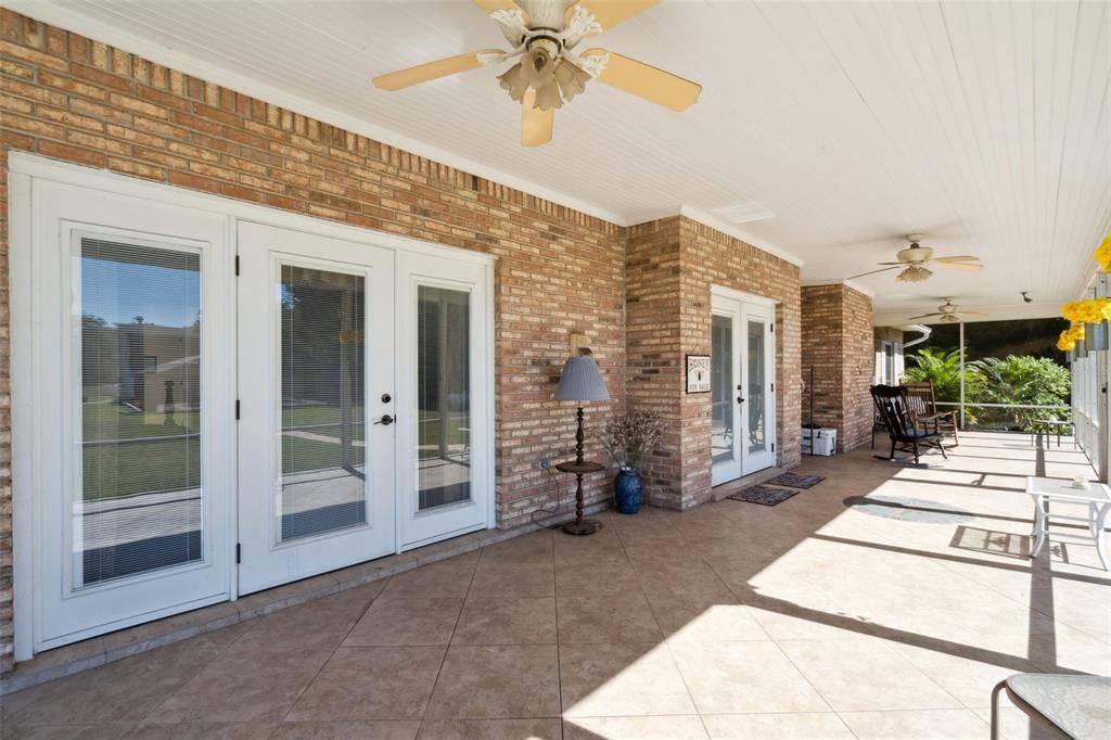 For Sale: $1,490,000 (4 beds, 3 baths, 2468 Square Feet)