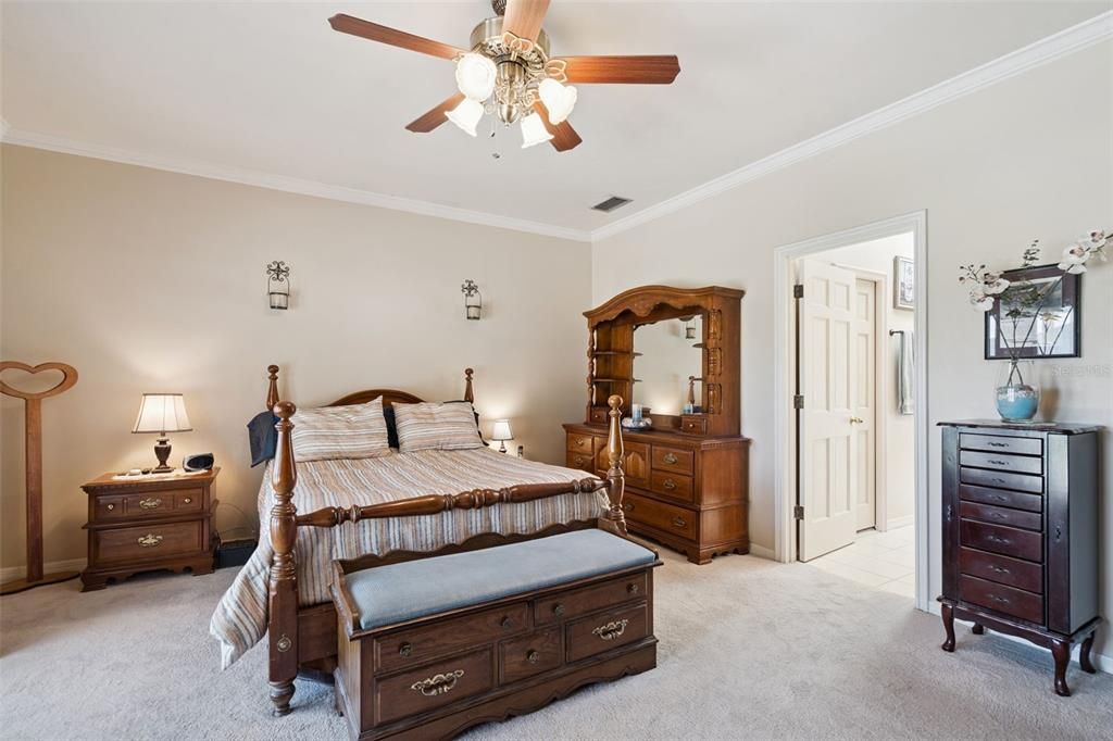 For Sale: $1,490,000 (4 beds, 3 baths, 2468 Square Feet)