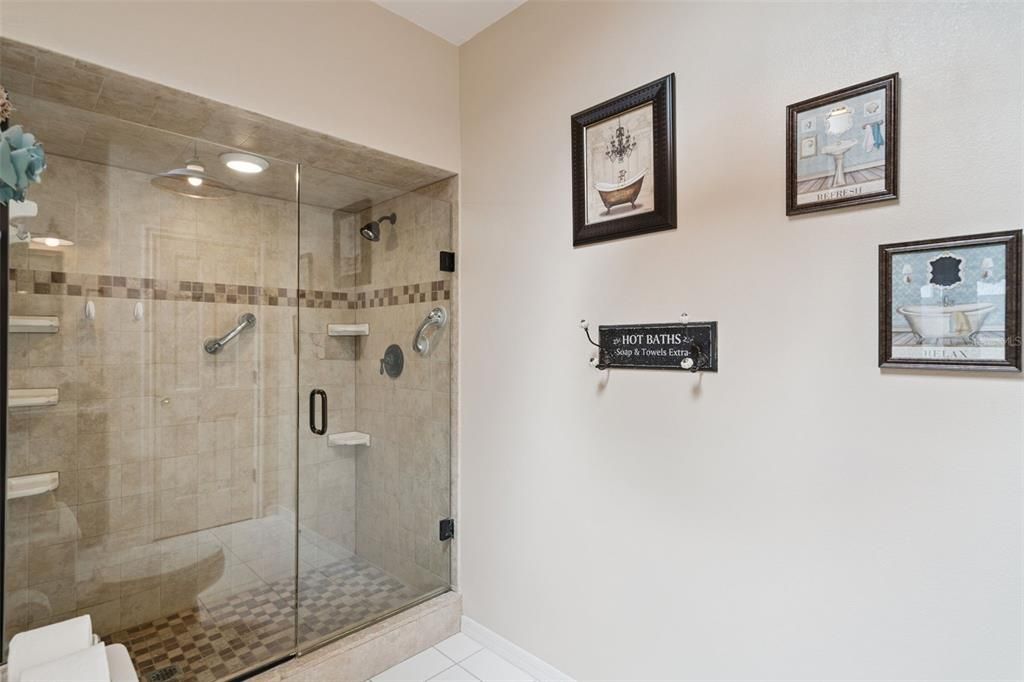 For Sale: $1,490,000 (4 beds, 3 baths, 2468 Square Feet)