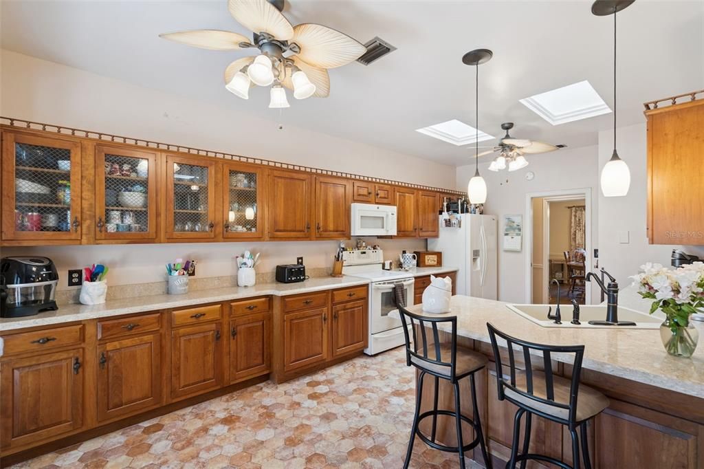 For Sale: $1,490,000 (4 beds, 3 baths, 2468 Square Feet)