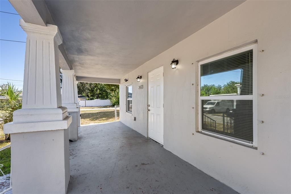 For Sale: $249,900 (3 beds, 1 baths, 858 Square Feet)