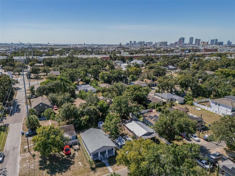 For Sale: $249,900 (3 beds, 1 baths, 858 Square Feet)