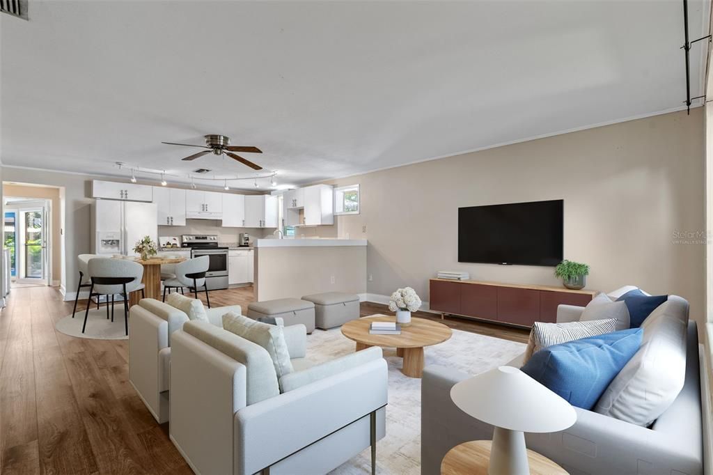 For Sale: $450,450 (2 beds, 1 baths, 1641 Square Feet)