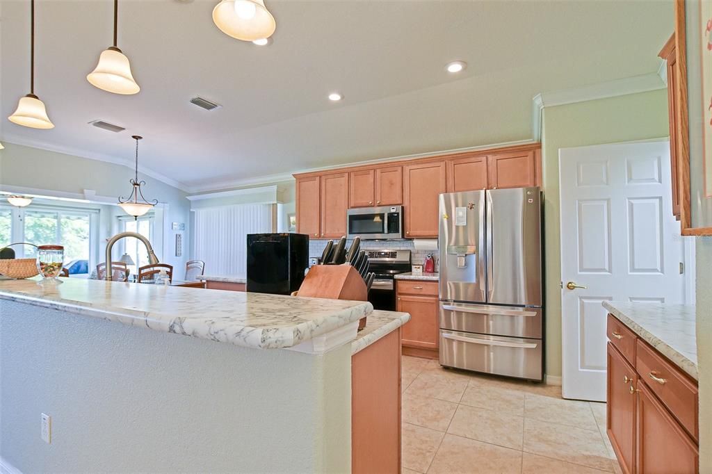 待售: $399,500 (3 贝兹, 2 浴室, 2000 平方英尺)