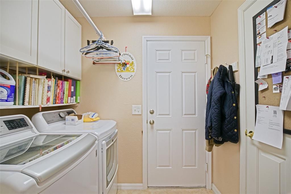 待售: $399,500 (3 贝兹, 2 浴室, 2000 平方英尺)