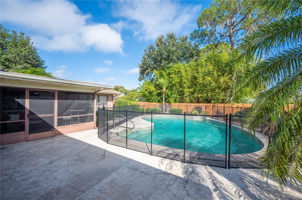 Active With Contract: $440,000 (3 beds, 2 baths, 2248 Square Feet)