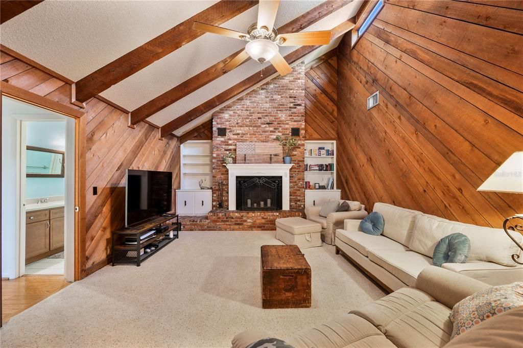 Active With Contract: $440,000 (3 beds, 2 baths, 2248 Square Feet)