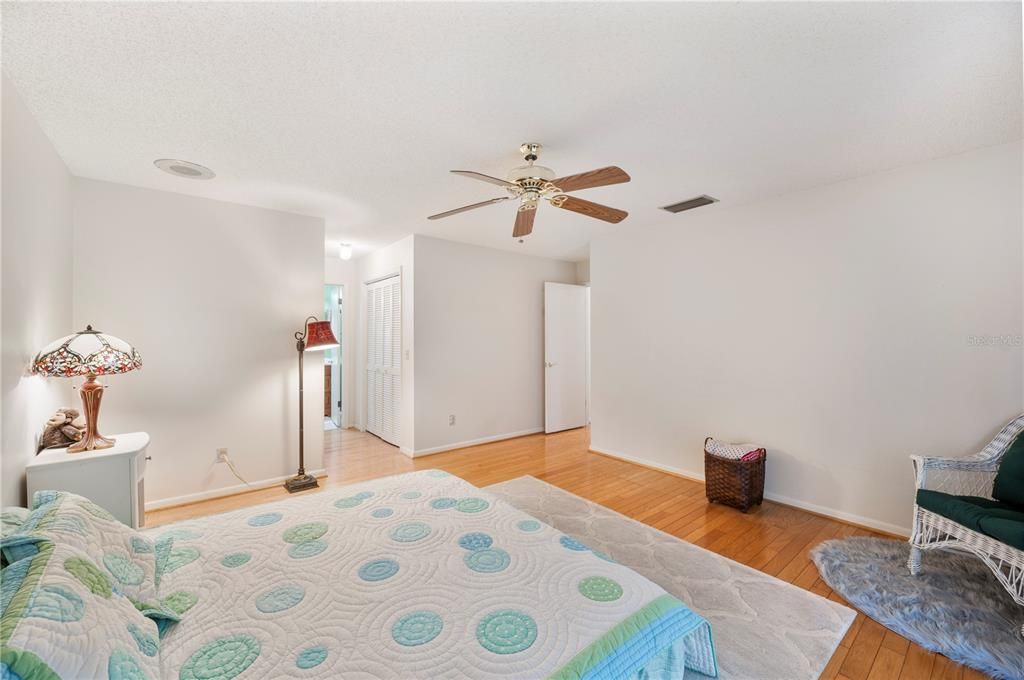 Active With Contract: $440,000 (3 beds, 2 baths, 2248 Square Feet)