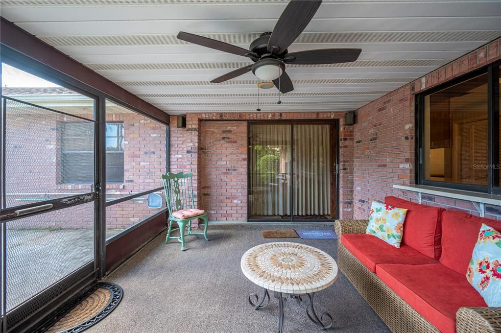 Active With Contract: $440,000 (3 beds, 2 baths, 2248 Square Feet)