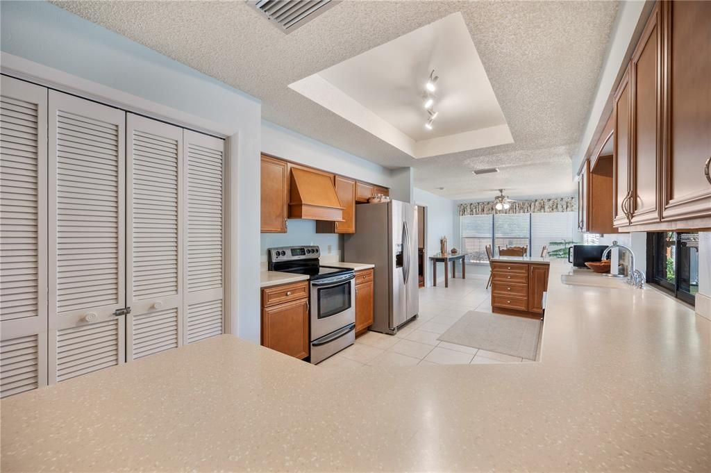 Active With Contract: $440,000 (3 beds, 2 baths, 2248 Square Feet)