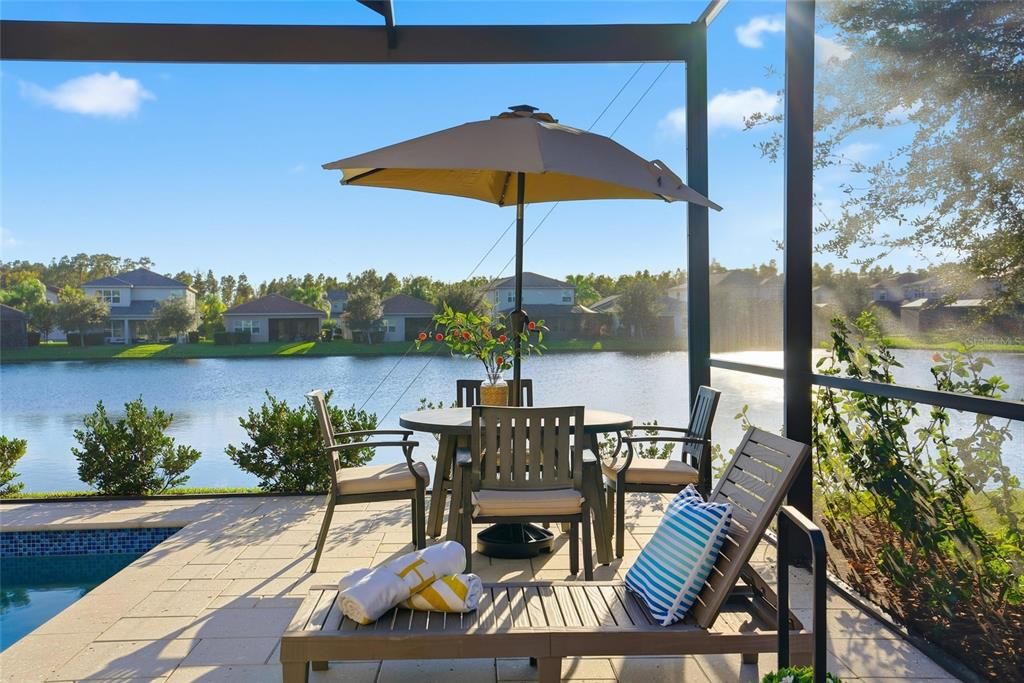 Activo con contrato: $824,900 (5 camas, 4 baños, 3381 Pies cuadrados)