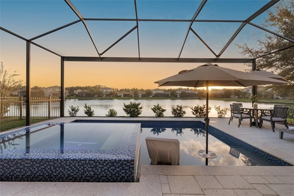 Activo con contrato: $824,900 (5 camas, 4 baños, 3381 Pies cuadrados)