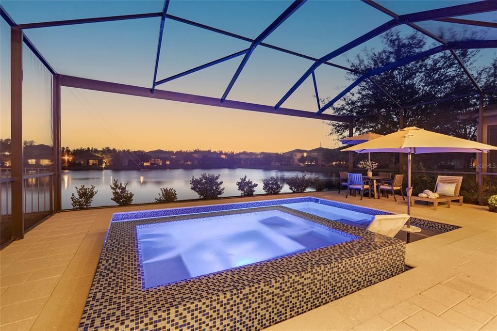 Activo con contrato: $824,900 (5 camas, 4 baños, 3381 Pies cuadrados)