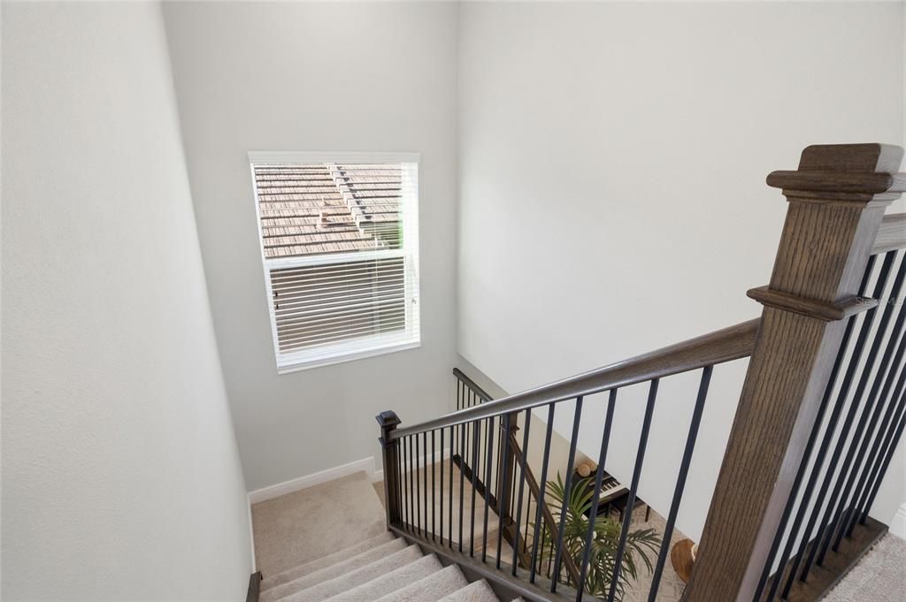 Activo con contrato: $824,900 (5 camas, 4 baños, 3381 Pies cuadrados)