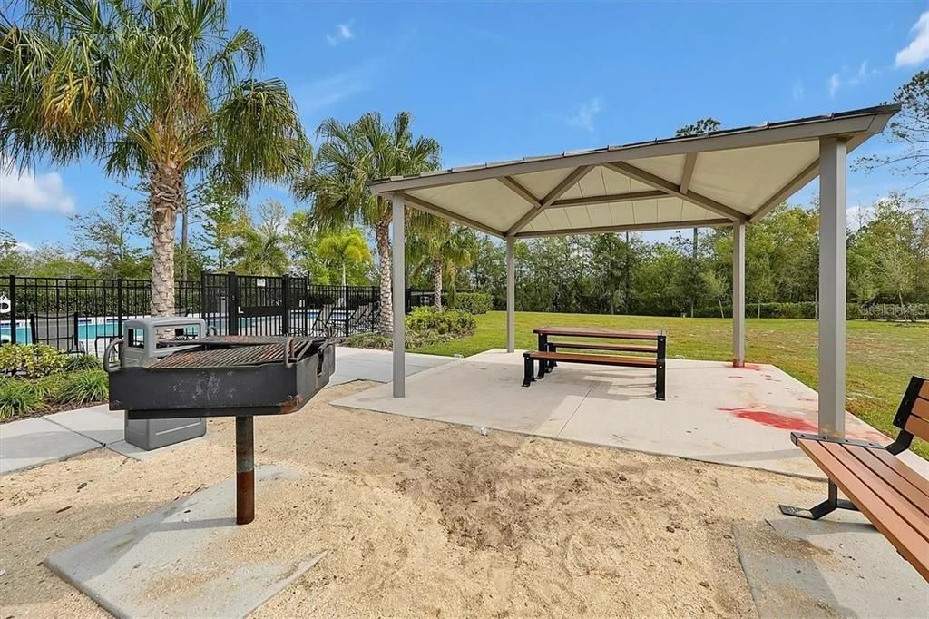 For Sale: $420,000 (4 beds, 2 baths, 1590 Square Feet)