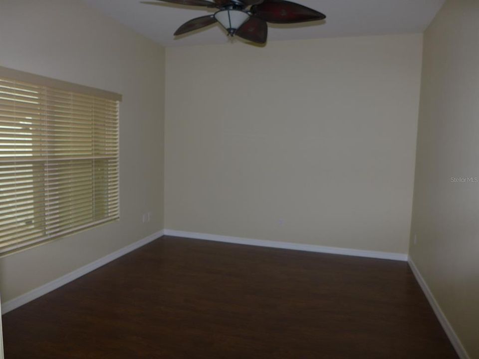 出租: $2,300 (3 贝兹, 2 浴室, 1629 平方英尺)