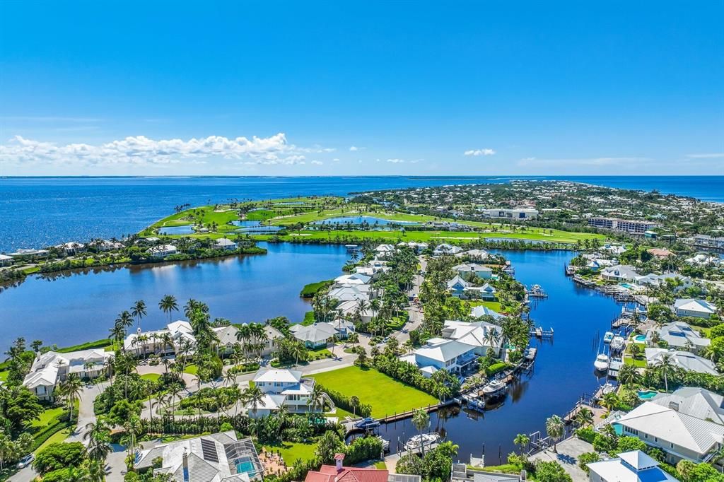 待售: $4,250,000 (0.30 acres)