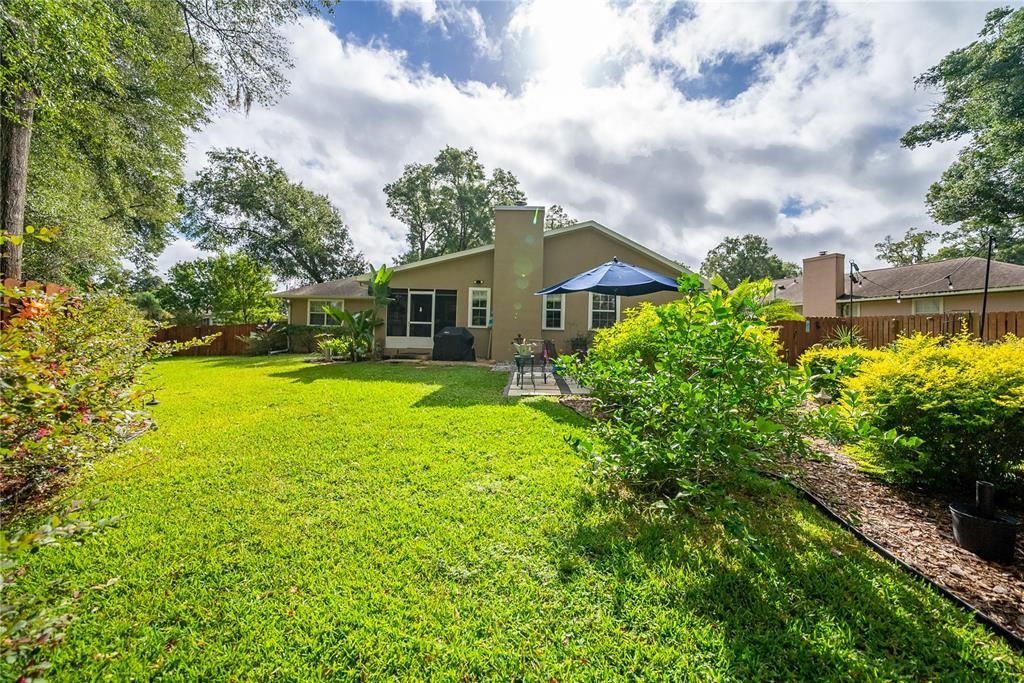 合同活跃: $339,999 (3 贝兹, 2 浴室, 1973 平方英尺)