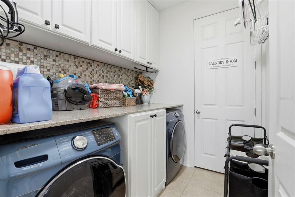 For Sale: $750,000 (3 beds, 2 baths, 1809 Square Feet)