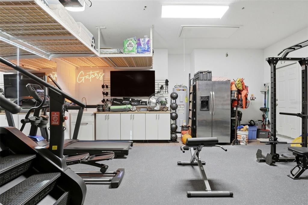 For Sale: $750,000 (3 beds, 2 baths, 1809 Square Feet)