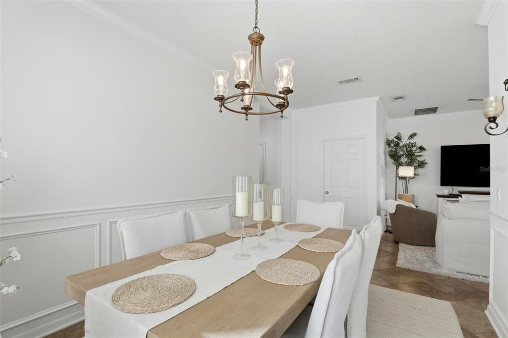 For Sale: $750,000 (3 beds, 2 baths, 1809 Square Feet)