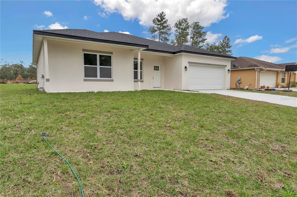 For Sale: $300,000 (4 beds, 2 baths, 1816 Square Feet)