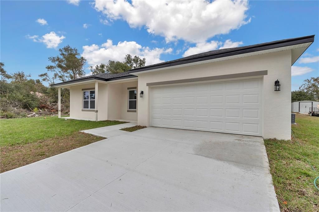 For Sale: $300,000 (4 beds, 2 baths, 1816 Square Feet)