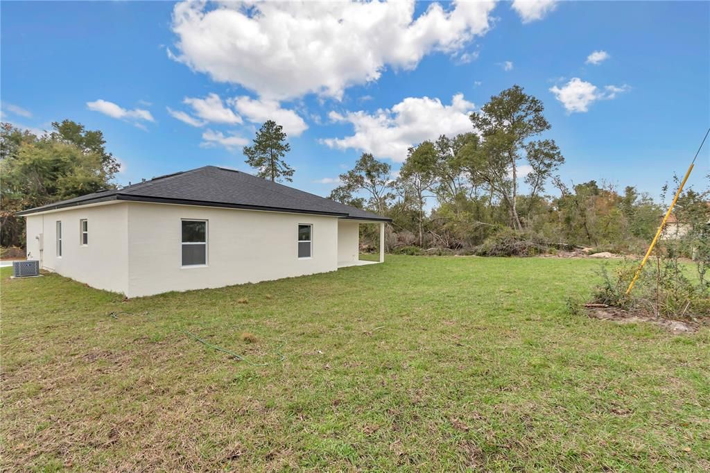 For Sale: $300,000 (4 beds, 2 baths, 1816 Square Feet)