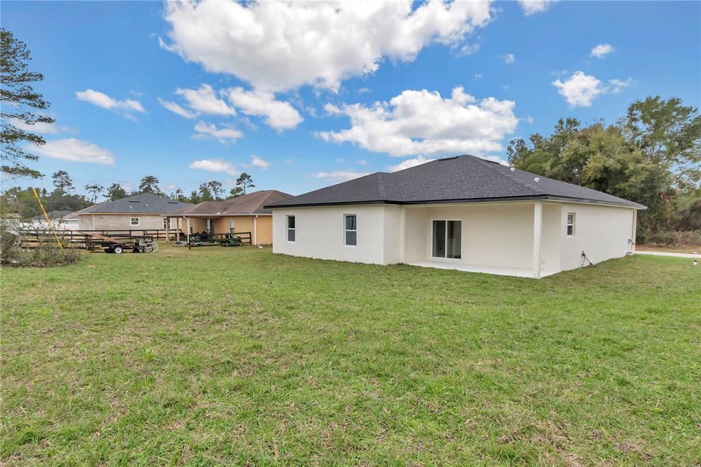 For Sale: $300,000 (4 beds, 2 baths, 1816 Square Feet)