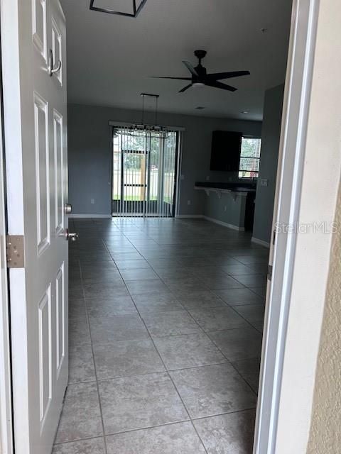 For Rent: $1,900 (3 beds, 2 baths, 1550 Square Feet)