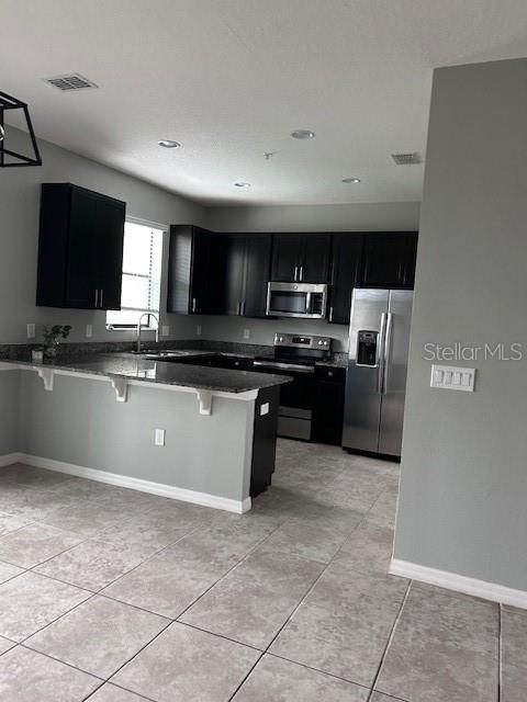 For Rent: $1,900 (3 beds, 2 baths, 1550 Square Feet)