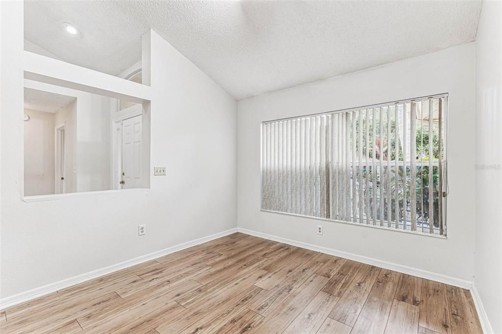 For Rent: $2,600 (3 beds, 2 baths, 1811 Square Feet)