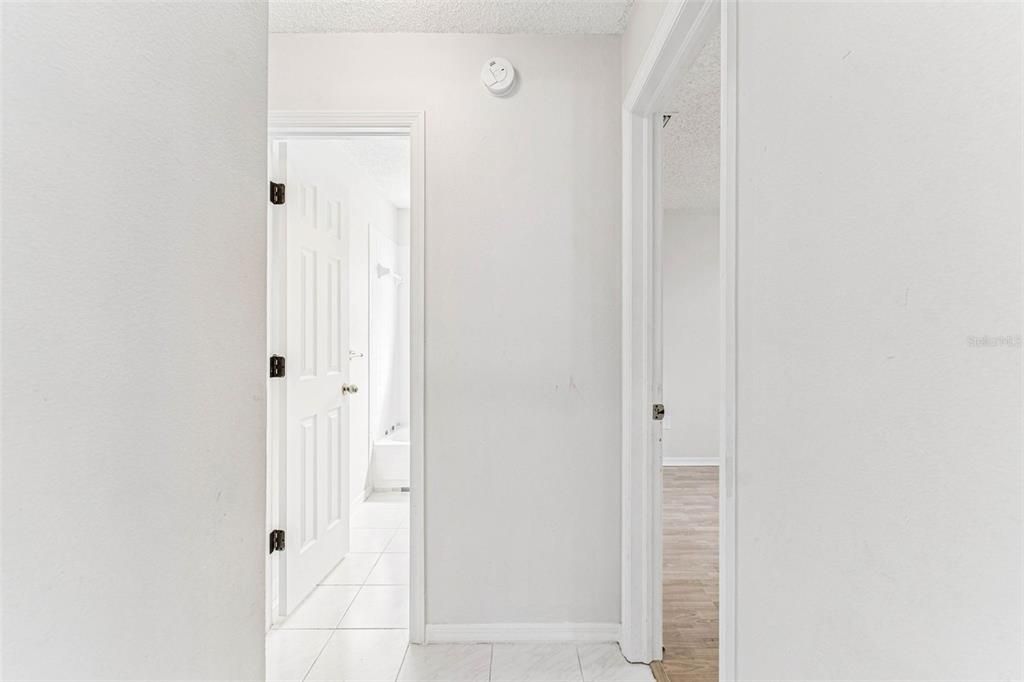 For Rent: $2,600 (3 beds, 2 baths, 1811 Square Feet)