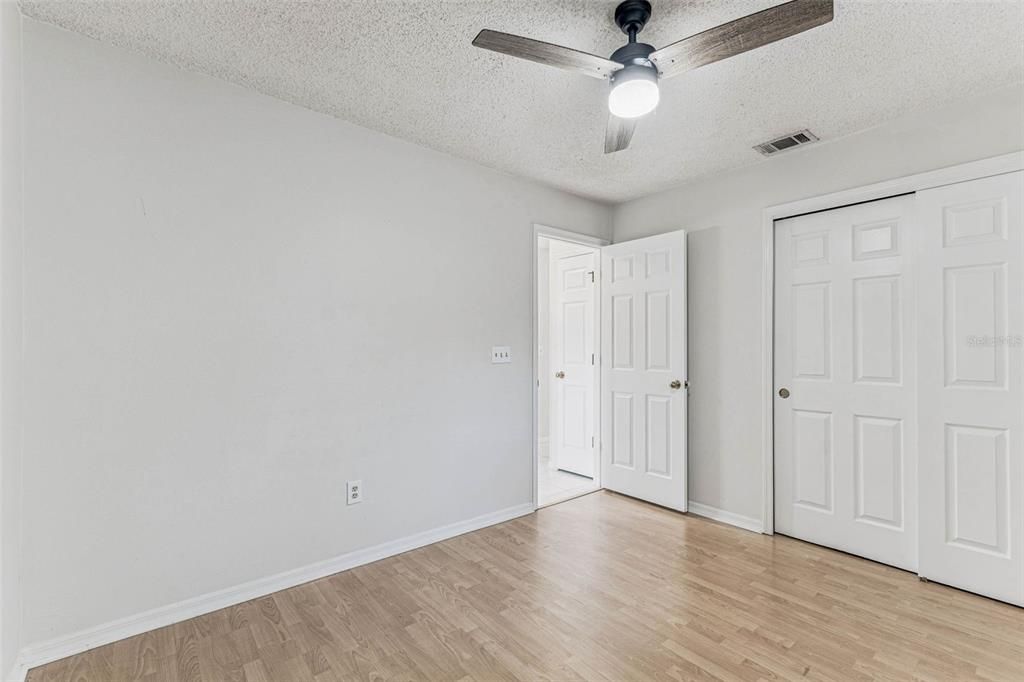 For Rent: $2,600 (3 beds, 2 baths, 1811 Square Feet)