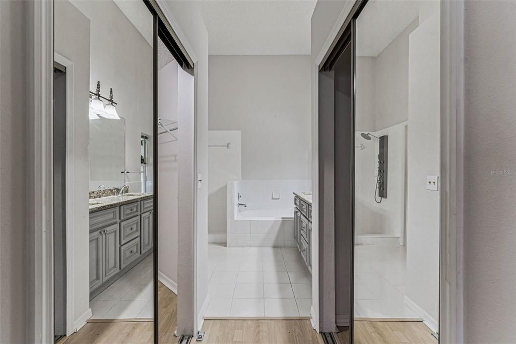 For Rent: $2,600 (3 beds, 2 baths, 1811 Square Feet)