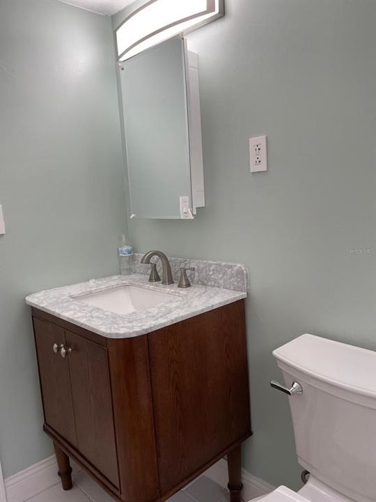 For Rent: $1,500 (2 beds, 1 baths, 900 Square Feet)