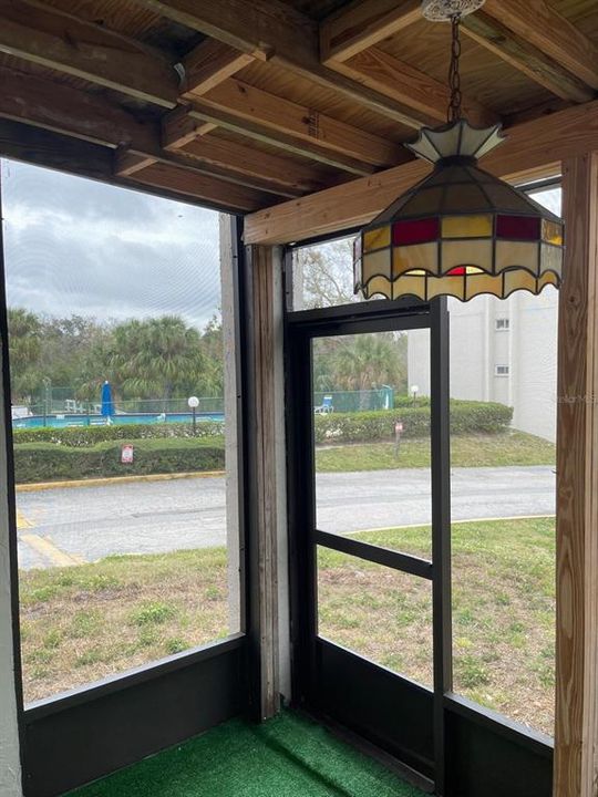 For Rent: $1,500 (2 beds, 1 baths, 900 Square Feet)