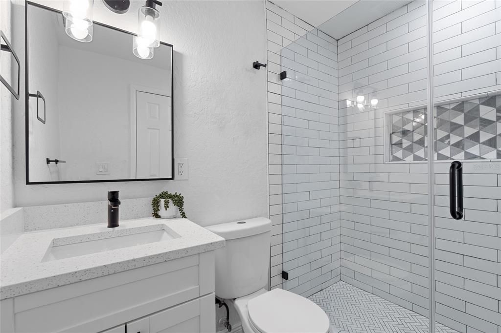 For Sale: $440,000 (3 beds, 2 baths, 1384 Square Feet)