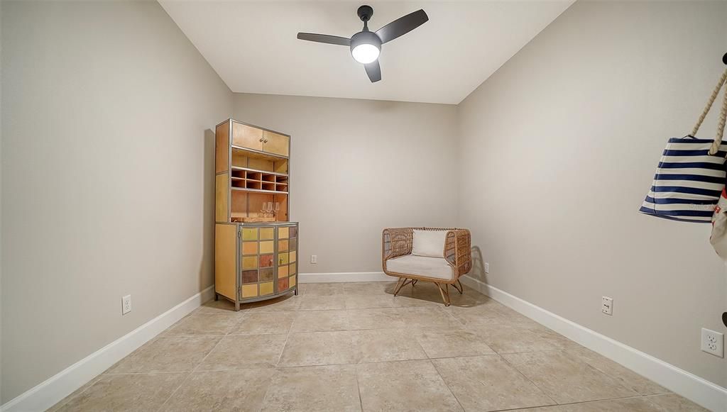 出租: $6,500 (2 贝兹, 2 浴室, 1528 平方英尺)