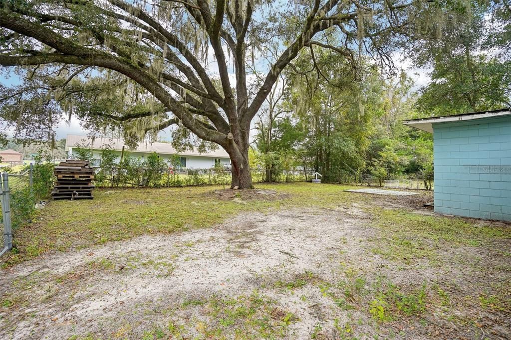 For Sale: $175,000 (3 beds, 1 baths, 1223 Square Feet)