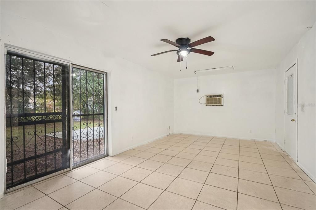 For Sale: $175,000 (3 beds, 1 baths, 1223 Square Feet)