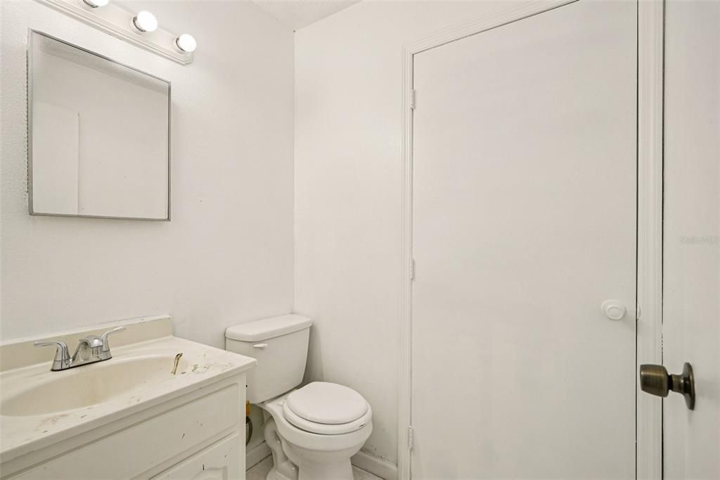 For Sale: $175,000 (3 beds, 1 baths, 1223 Square Feet)