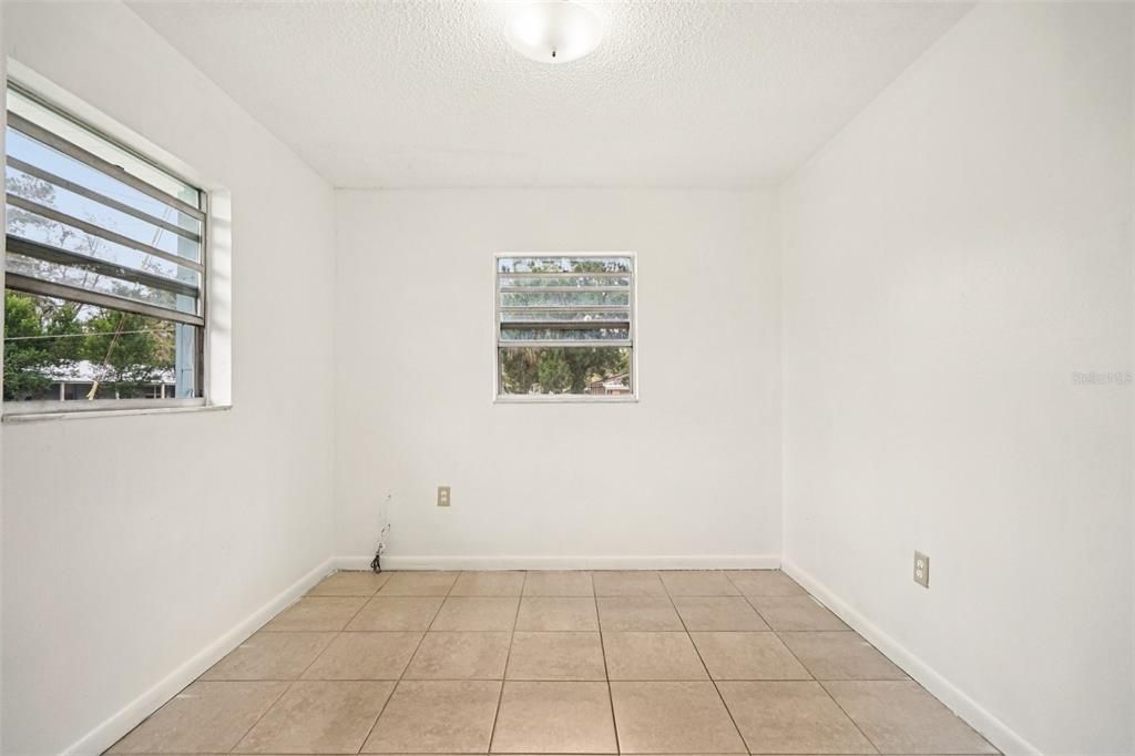 For Sale: $175,000 (3 beds, 1 baths, 1223 Square Feet)