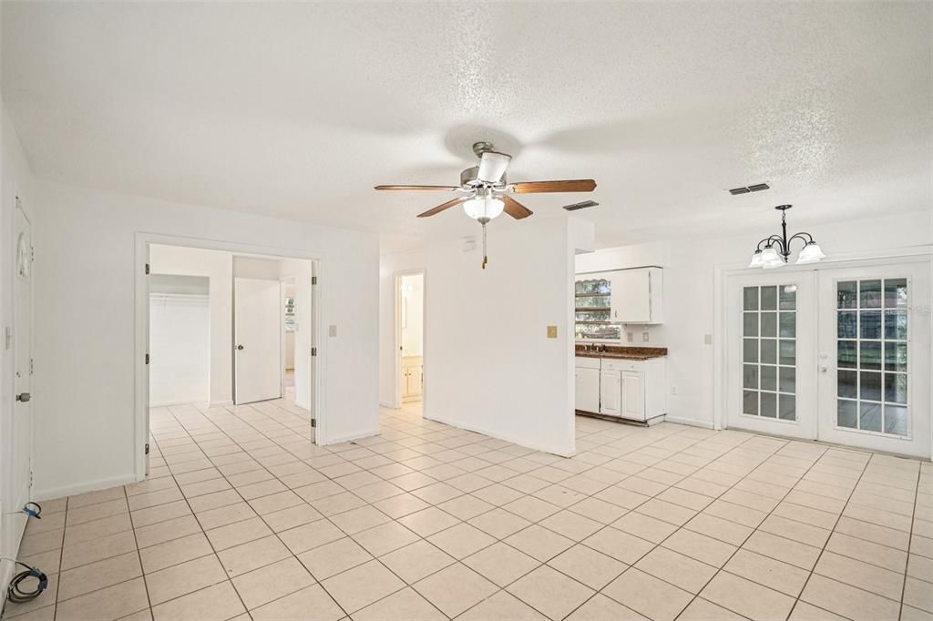 For Sale: $175,000 (3 beds, 1 baths, 1223 Square Feet)