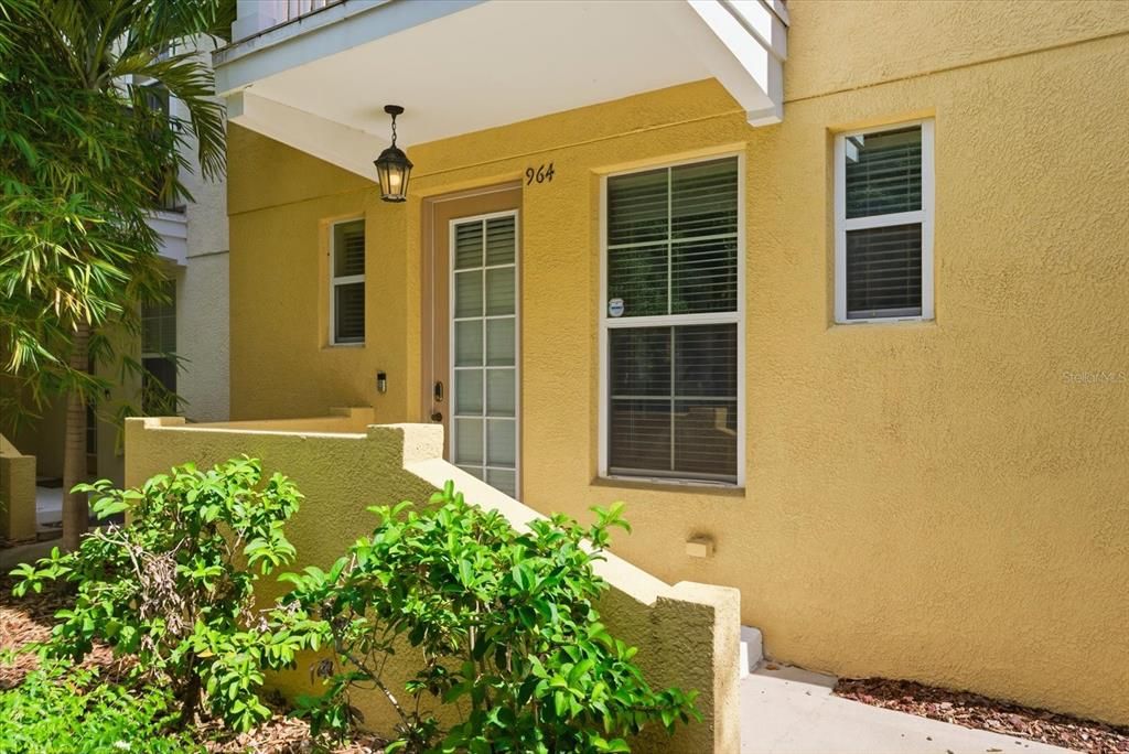 Activo con contrato: $225,000 (3 camas, 2 baños, 1650 Pies cuadrados)