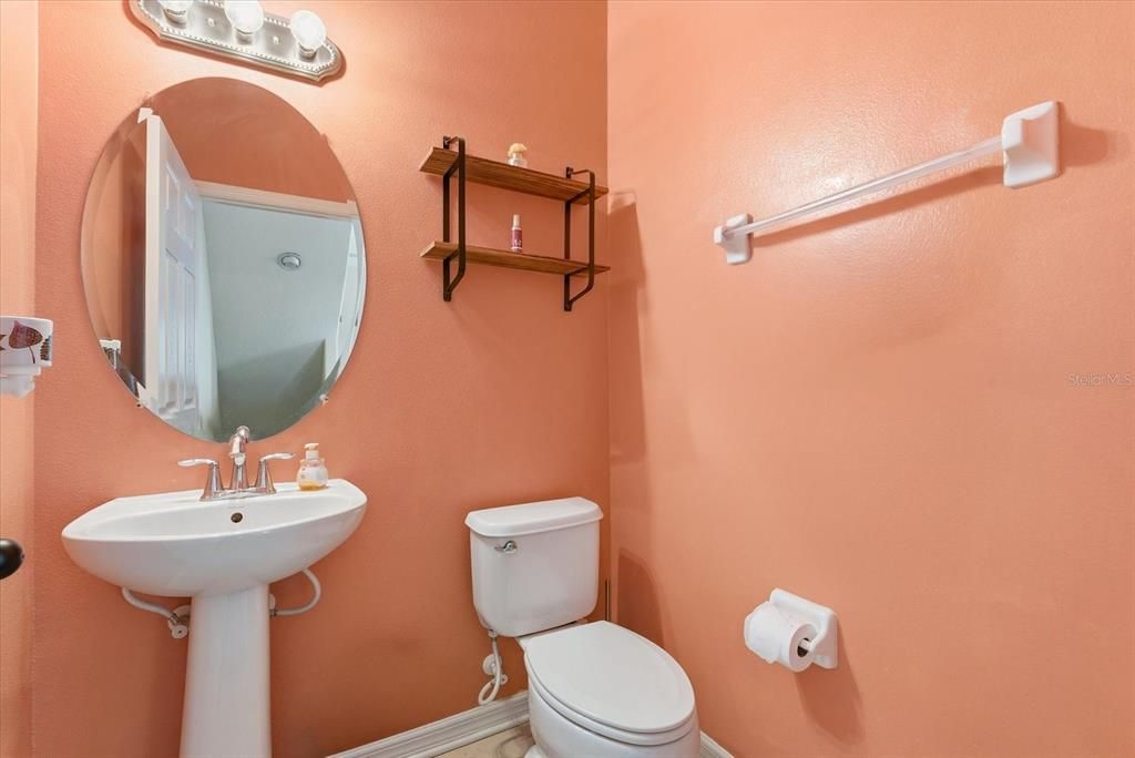 Activo con contrato: $225,000 (3 camas, 2 baños, 1650 Pies cuadrados)